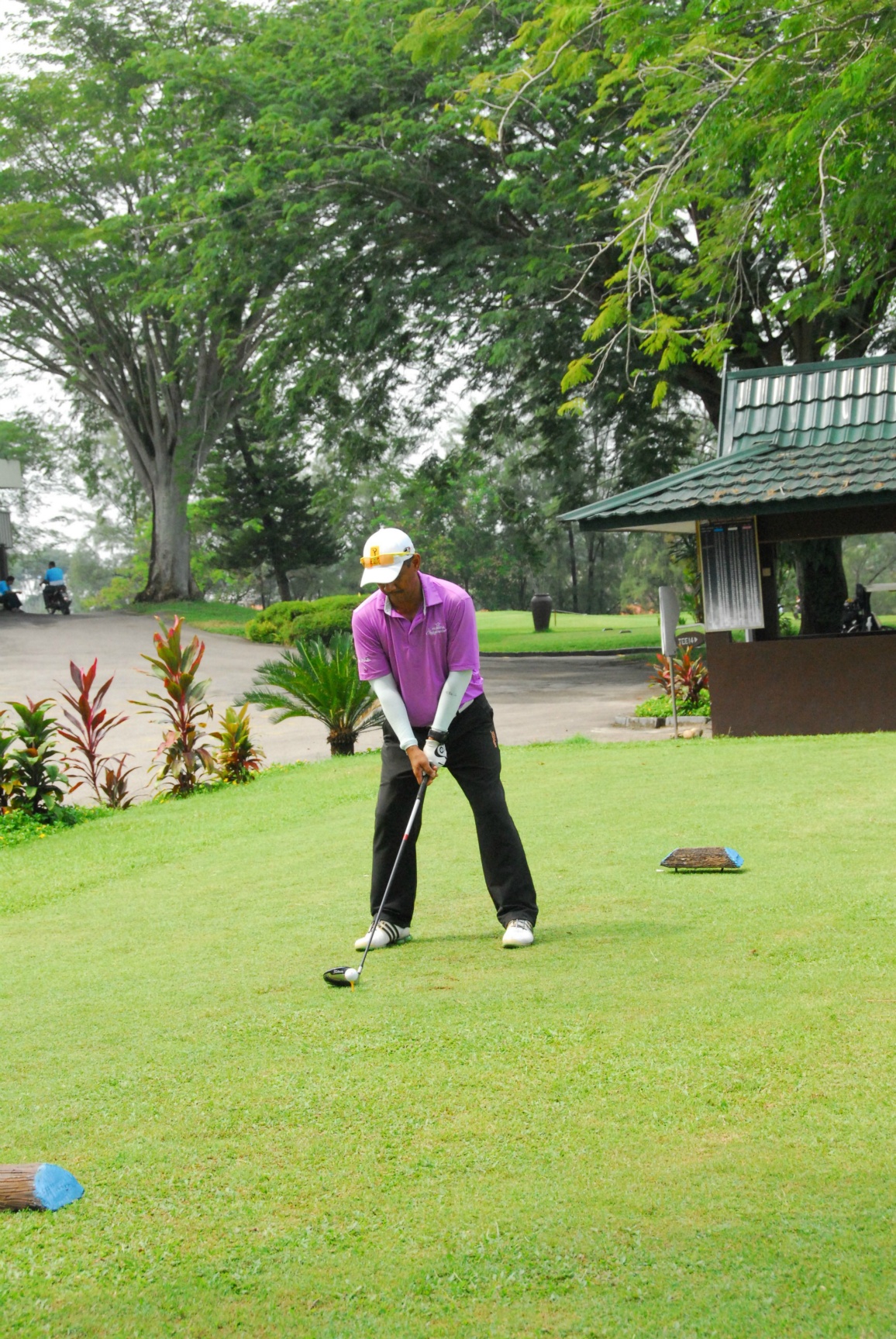 PRO15 157 GOLF DSC 0462.JPG